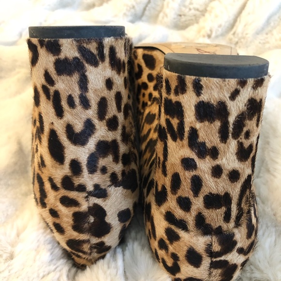 Sam Edelman leopard print calf hair heels - Picture 5 of 8